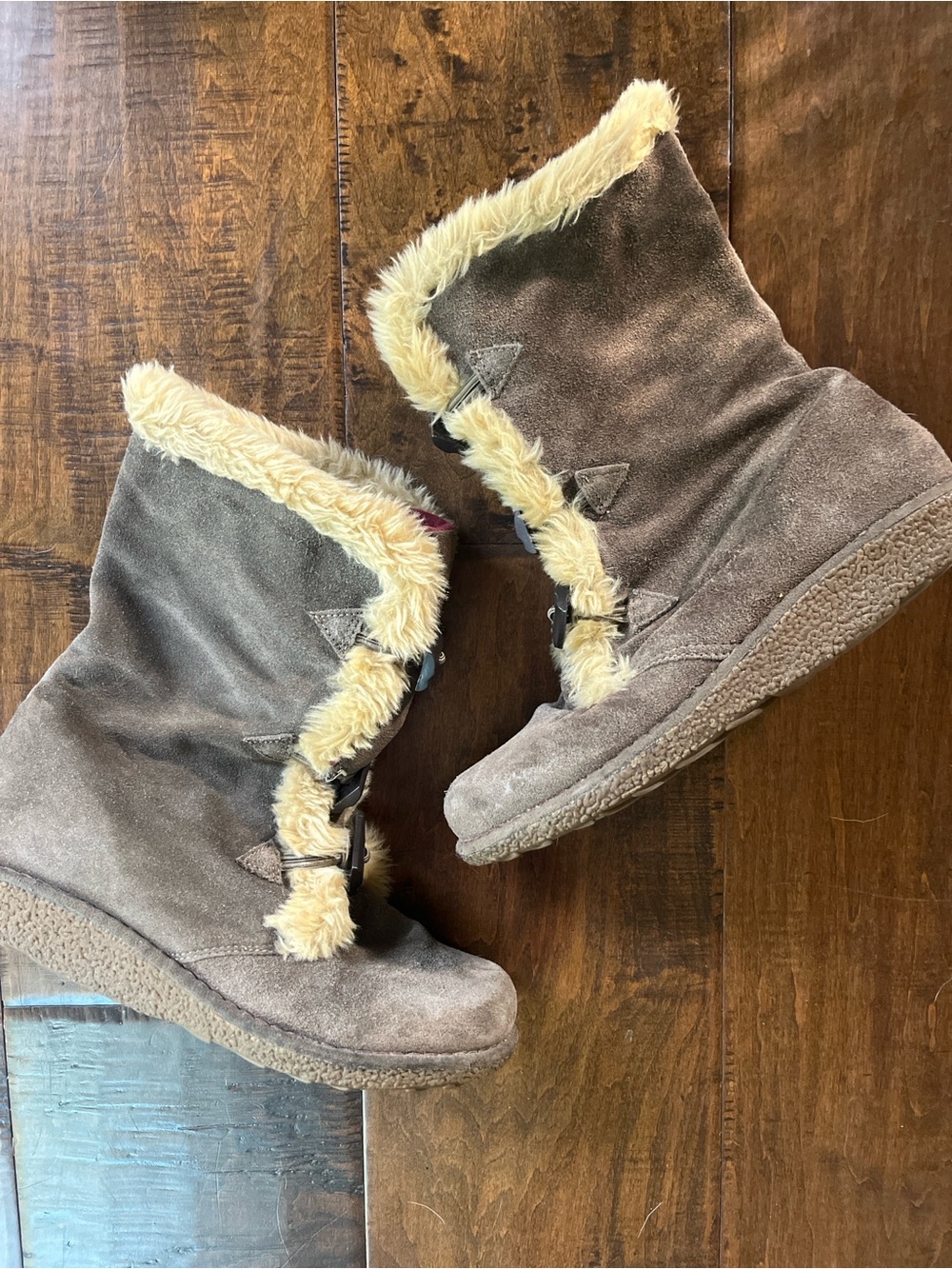 Earth Spirit "Summit" brown suede mid-calf winter boots with faux fur trim Sz. 9